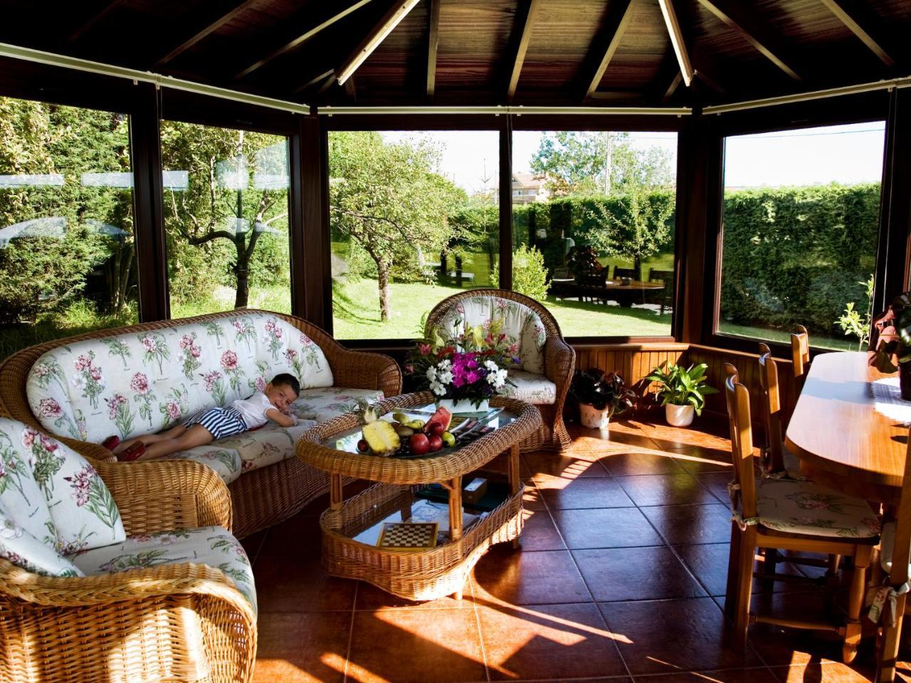 Hosteria Los Sauces Inn Maono