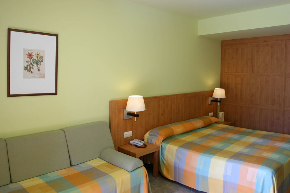 Hotel Vilar Rural De Sant Hilari By Serhs