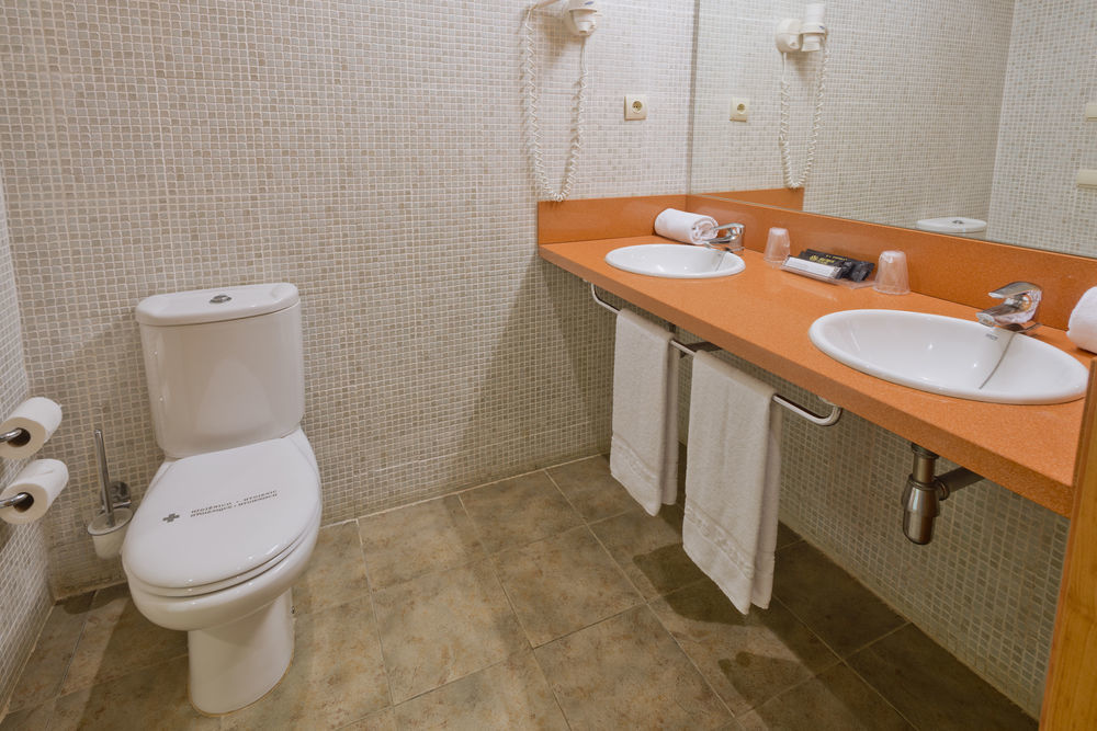 Vilar Rural De Sant Hilari By Serhs 4*