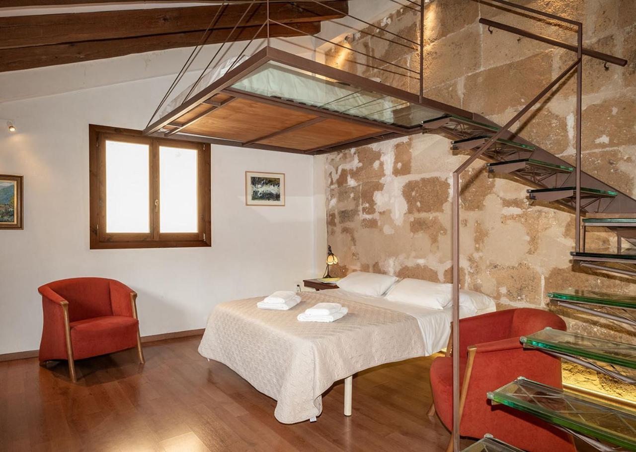 Hotel Ramón Llull House