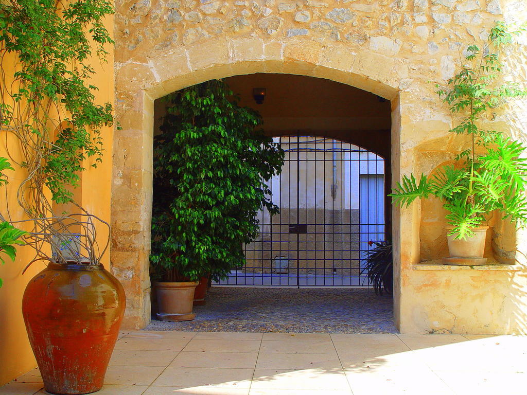 Hotel Moragues Arta