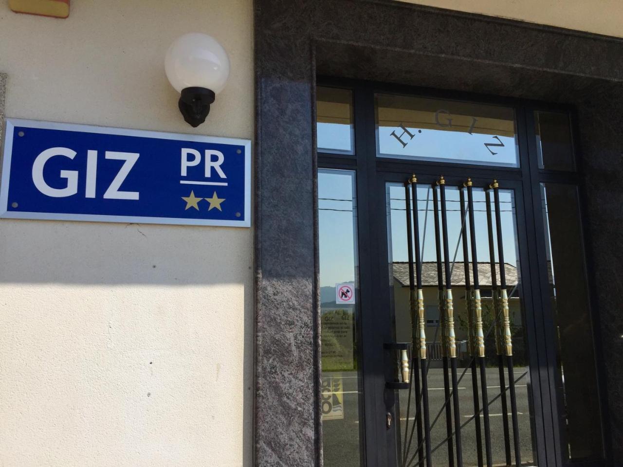 Pensión Hostal-restaurante Casa Giz 2*