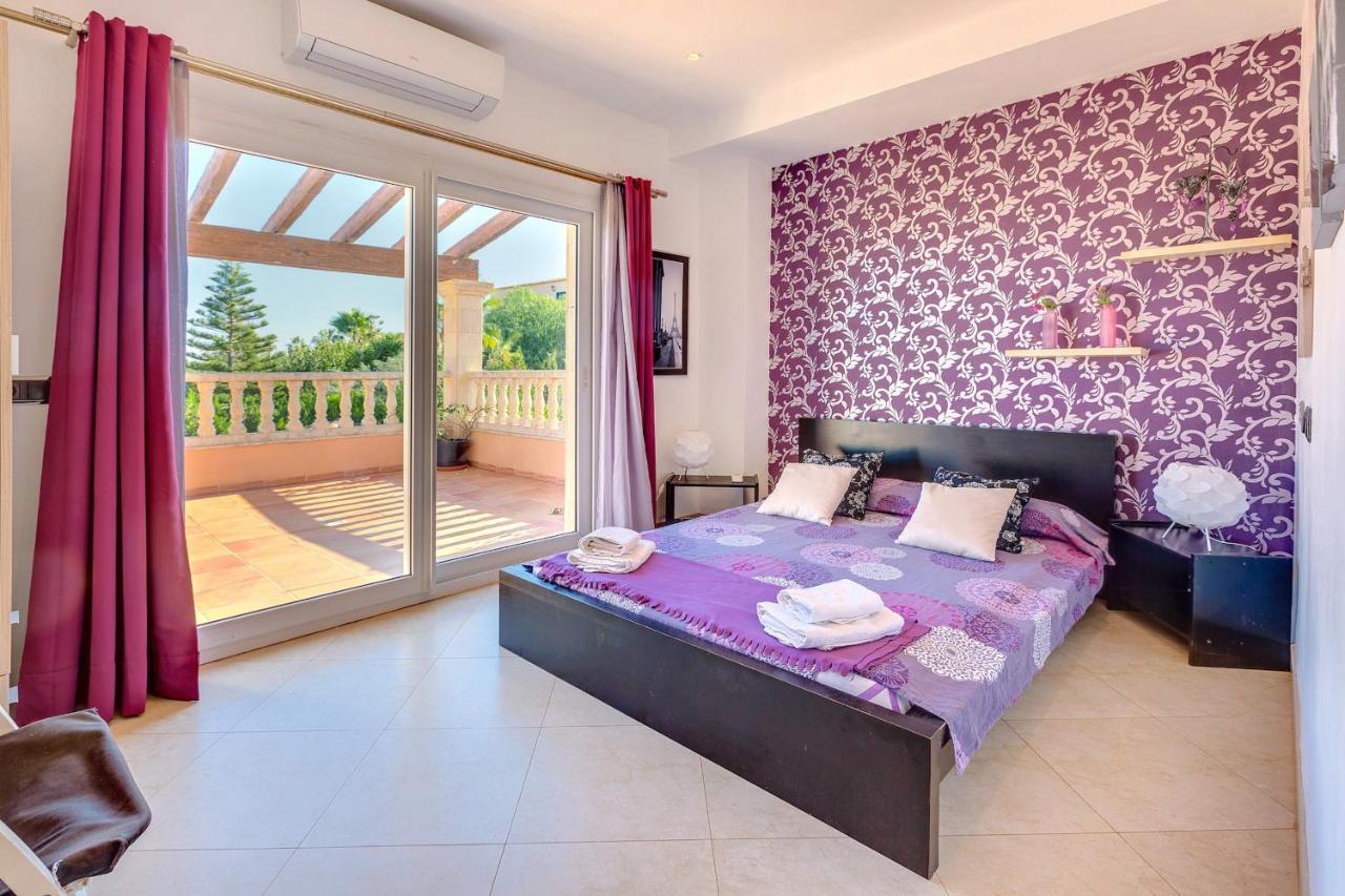 Llibertat Villa *