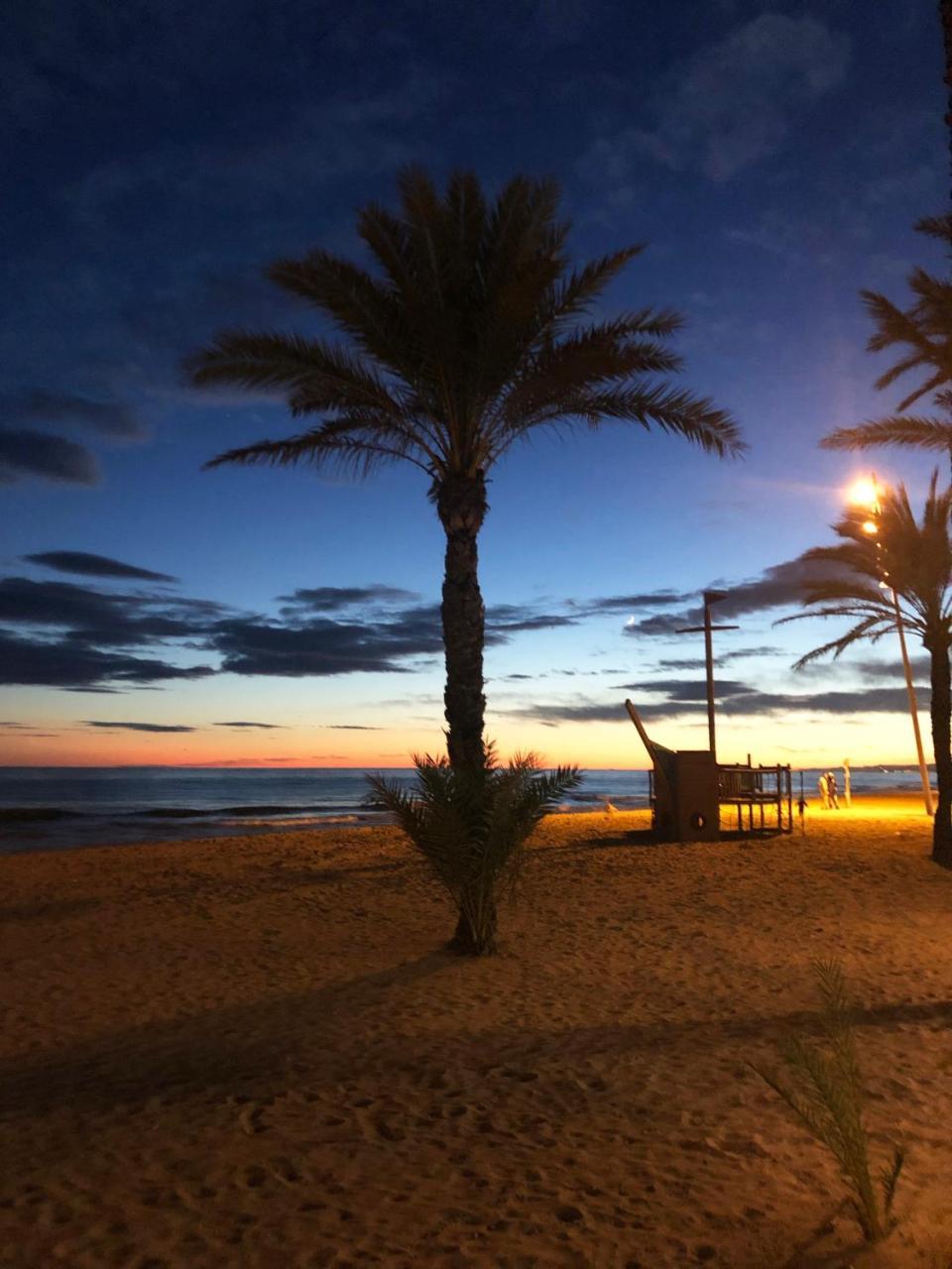 Apartamento New Stunning Seaview With Lovely Balcony *