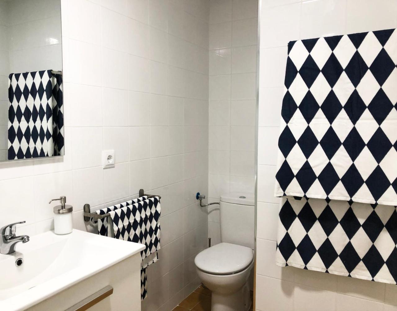 New Stunning Seaview With Lovely Balcony Calafell