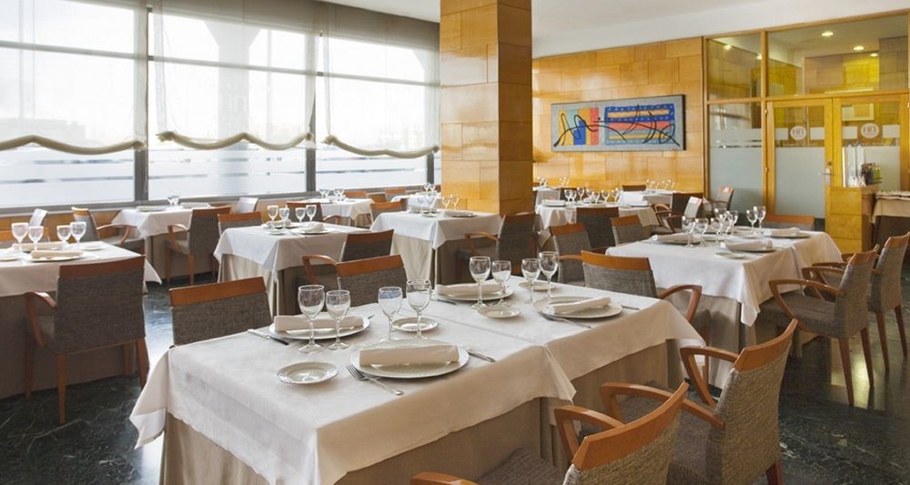 Nh Ciudad De Hotel 4*