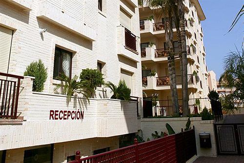 Apartamentos Albir Confort - Avenida III Apartment *