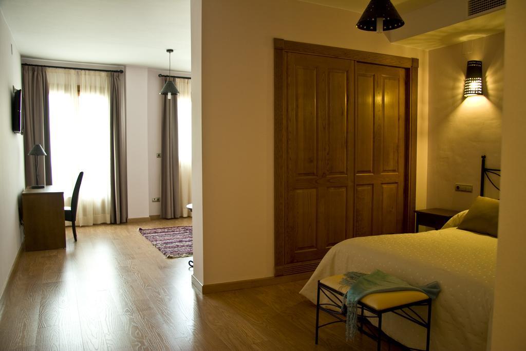 Hotel Estrella De Las Nieves Pampaneira