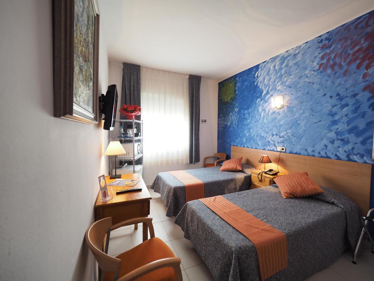 Hotel Montserrat 2*