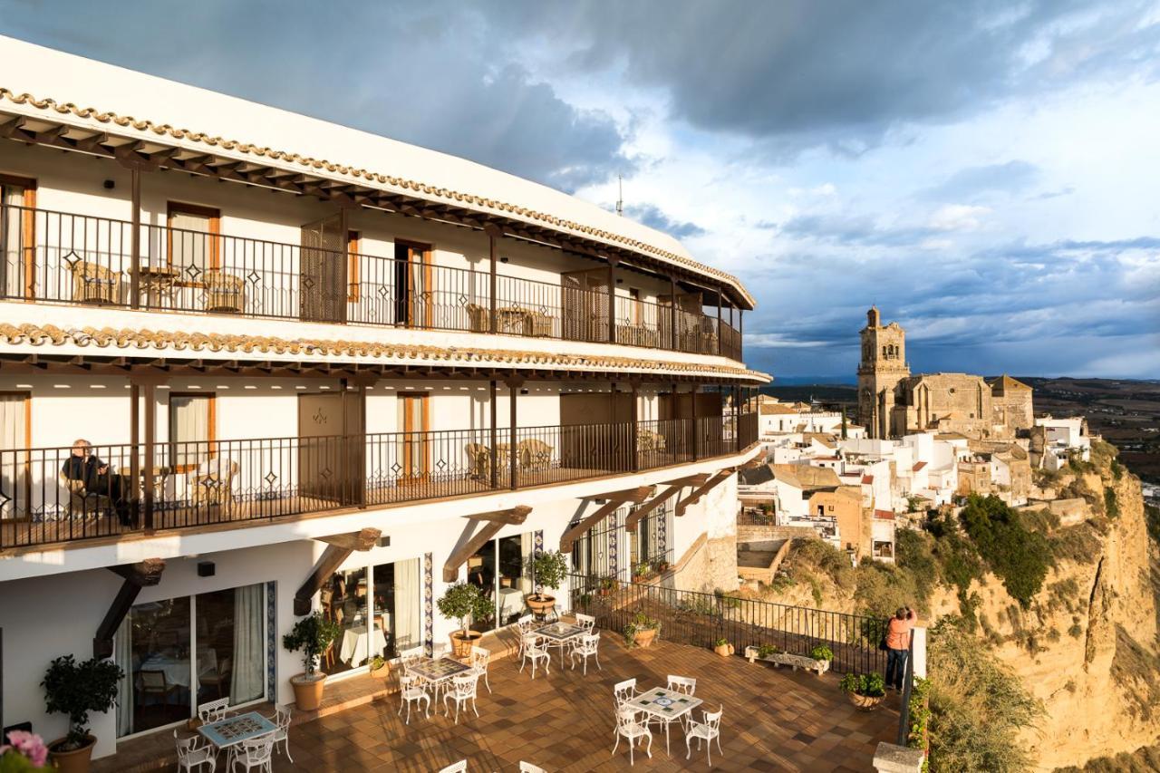 Hotel De 4*
