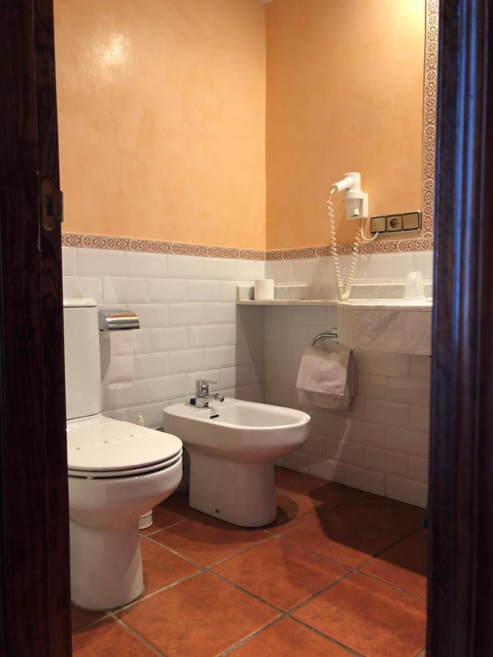 Hotel Rey Chindasvinto 3*