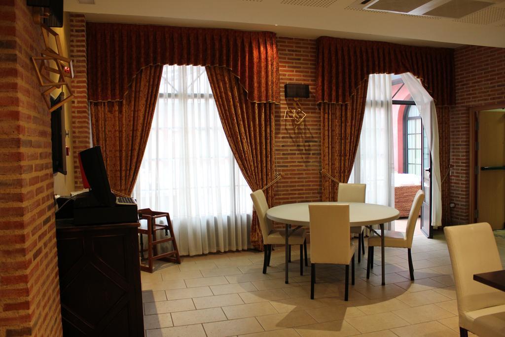 Hospedium Vittoria Colonna Hotel