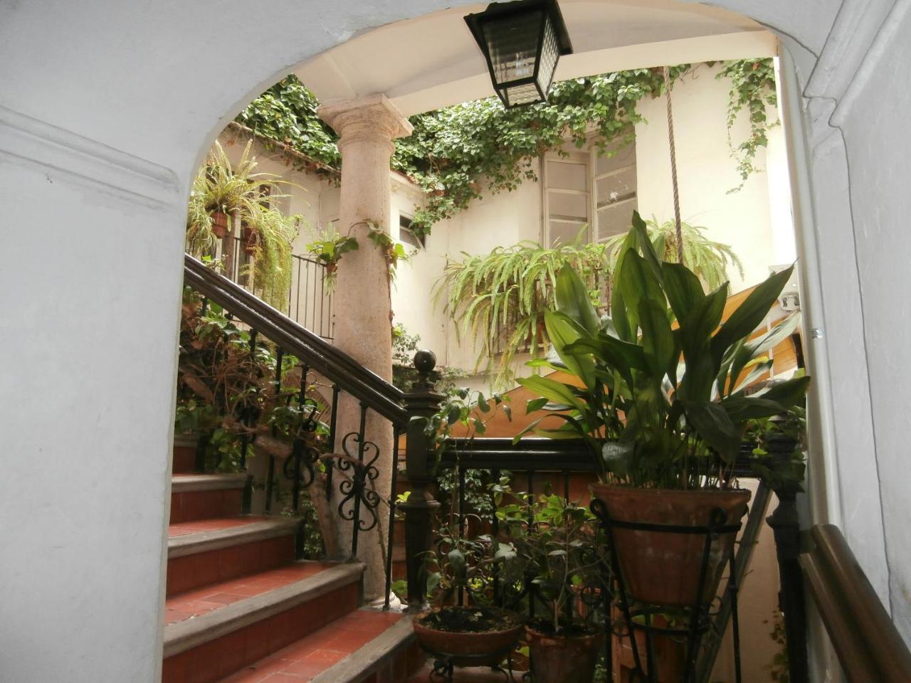 Innsa Guest house 2*