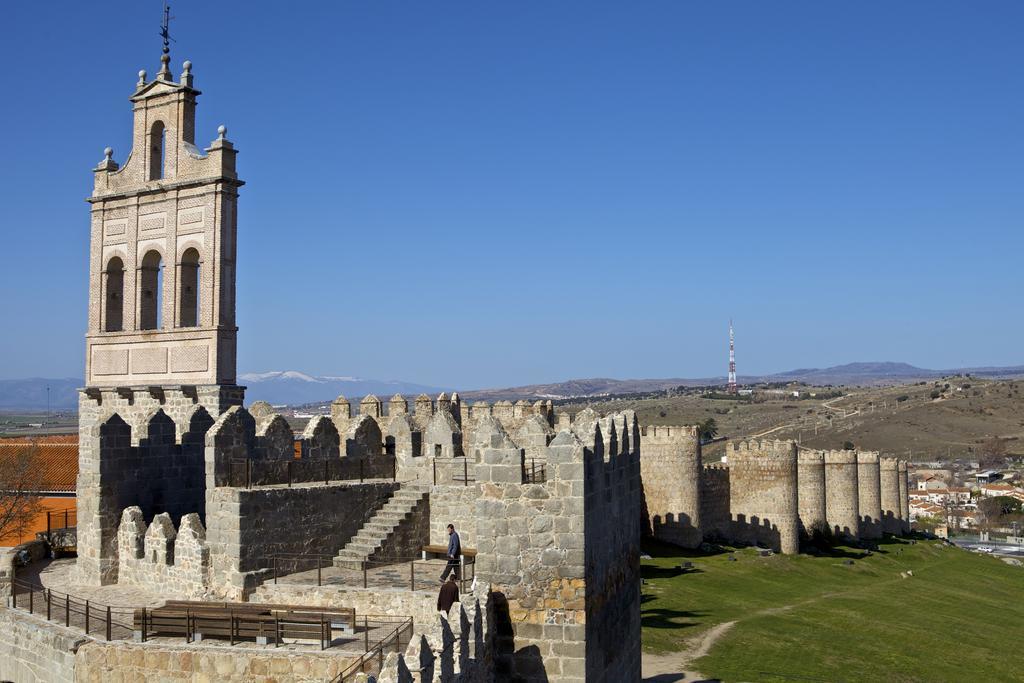De Ávila