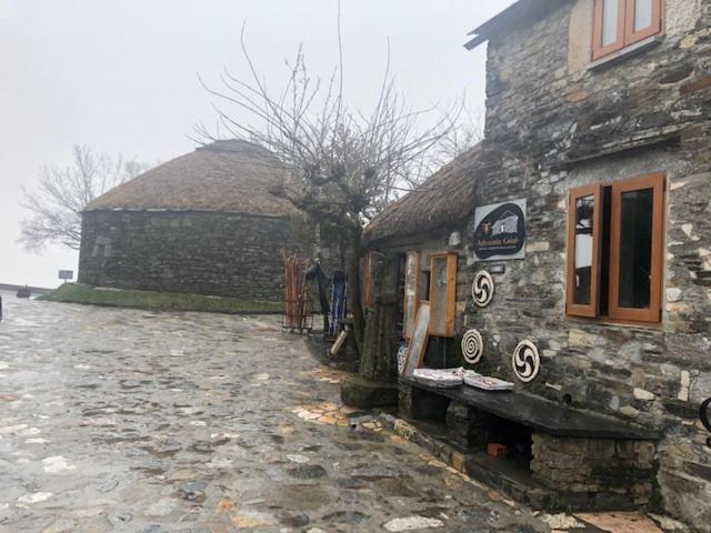 Casa Navarro * O Cebrero