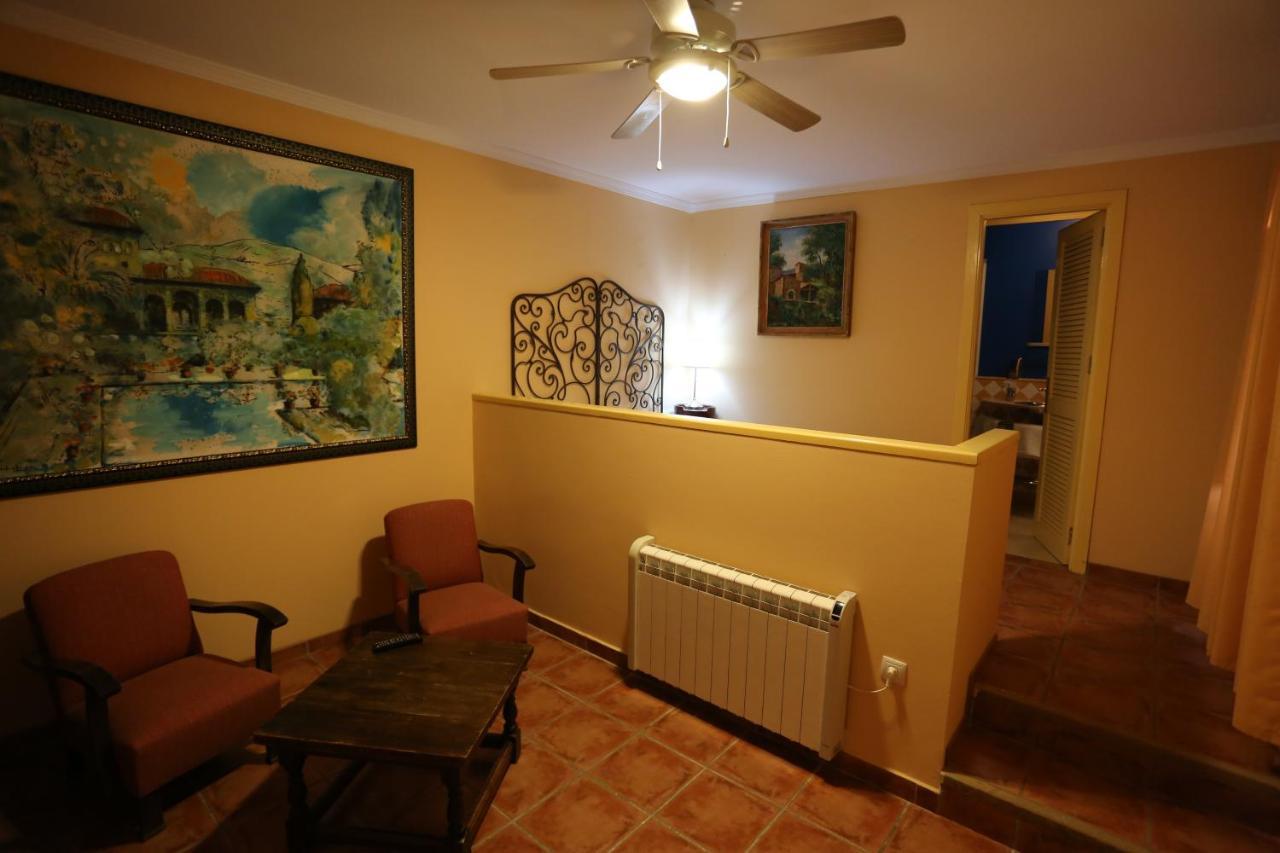 El Celemin De Conil Bed & Breakfast 3*