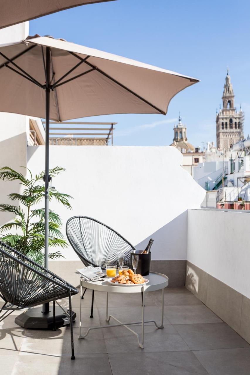 Oak & Sandstone - Space Maison Apartment Seville