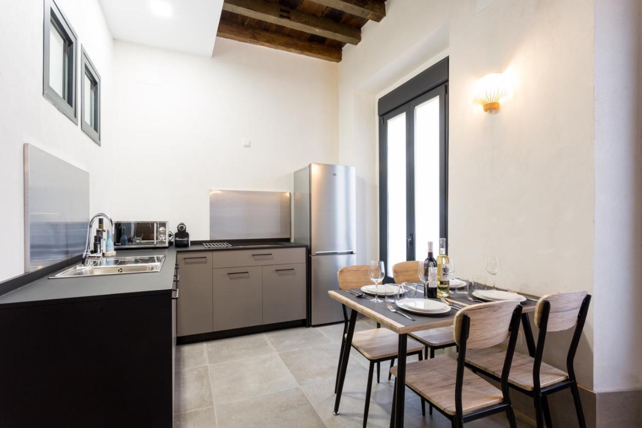 Oak & Sandstone - Space Maison * Seville
