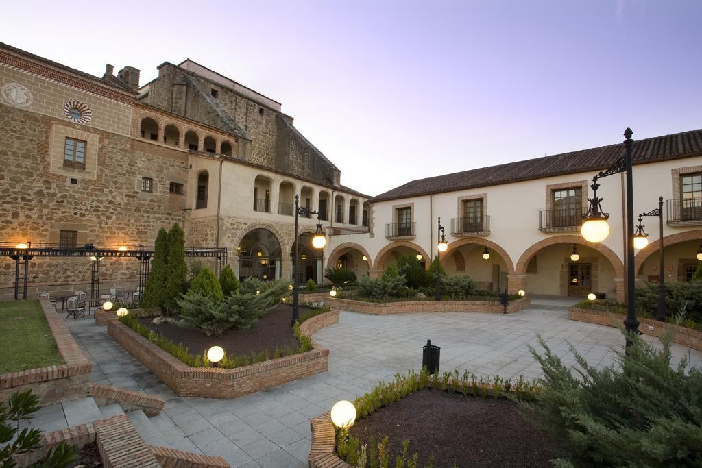 De 4* Plasencia