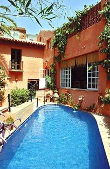Amanhavis Hotel