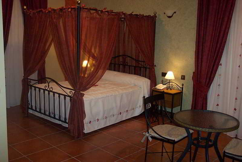 Balcon De Montes 3*