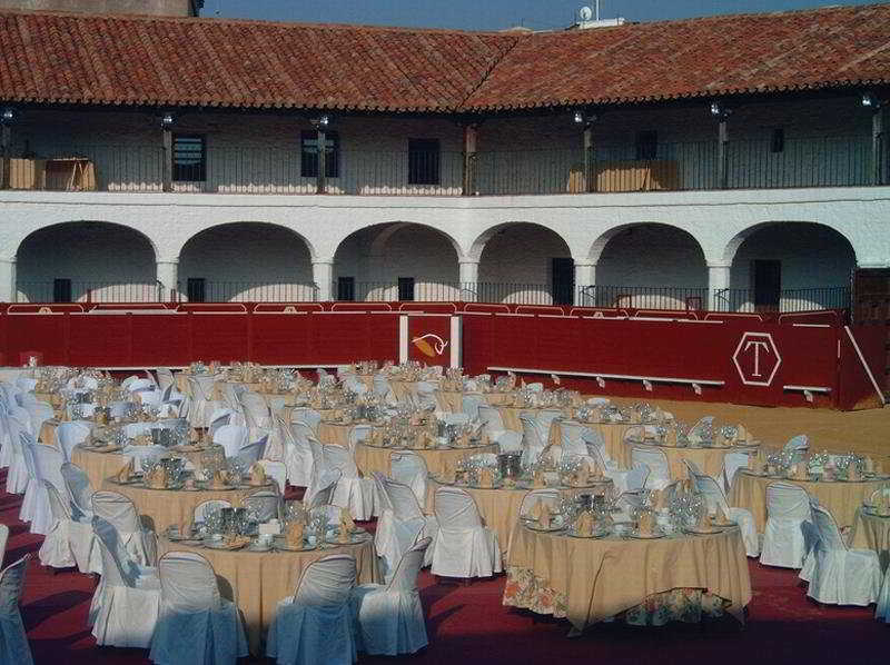 Plaza De Toros De 4* Almadén