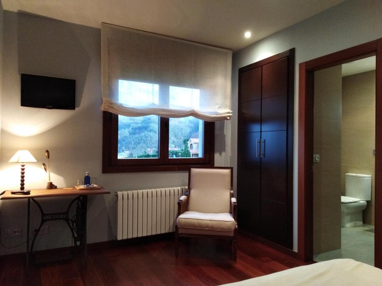 Reina Adosinda Hotel 2*