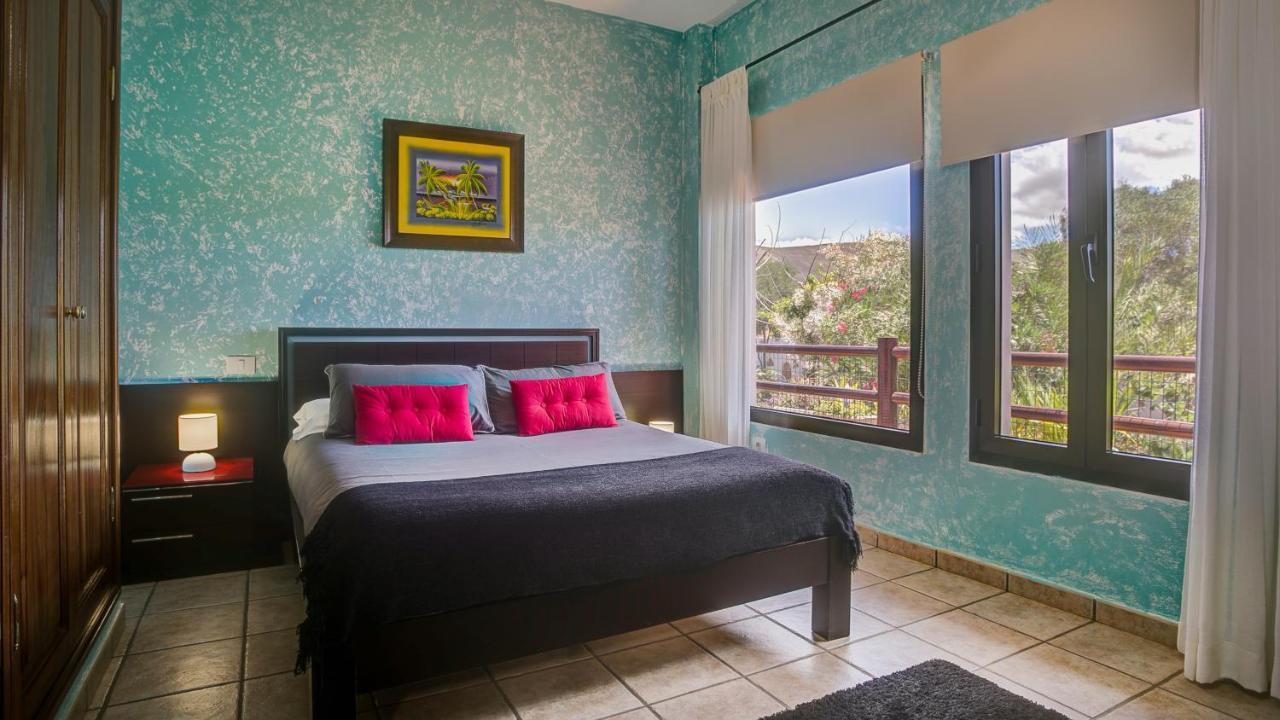 De Lujo Con Piscina Privada Y Villa Tetir