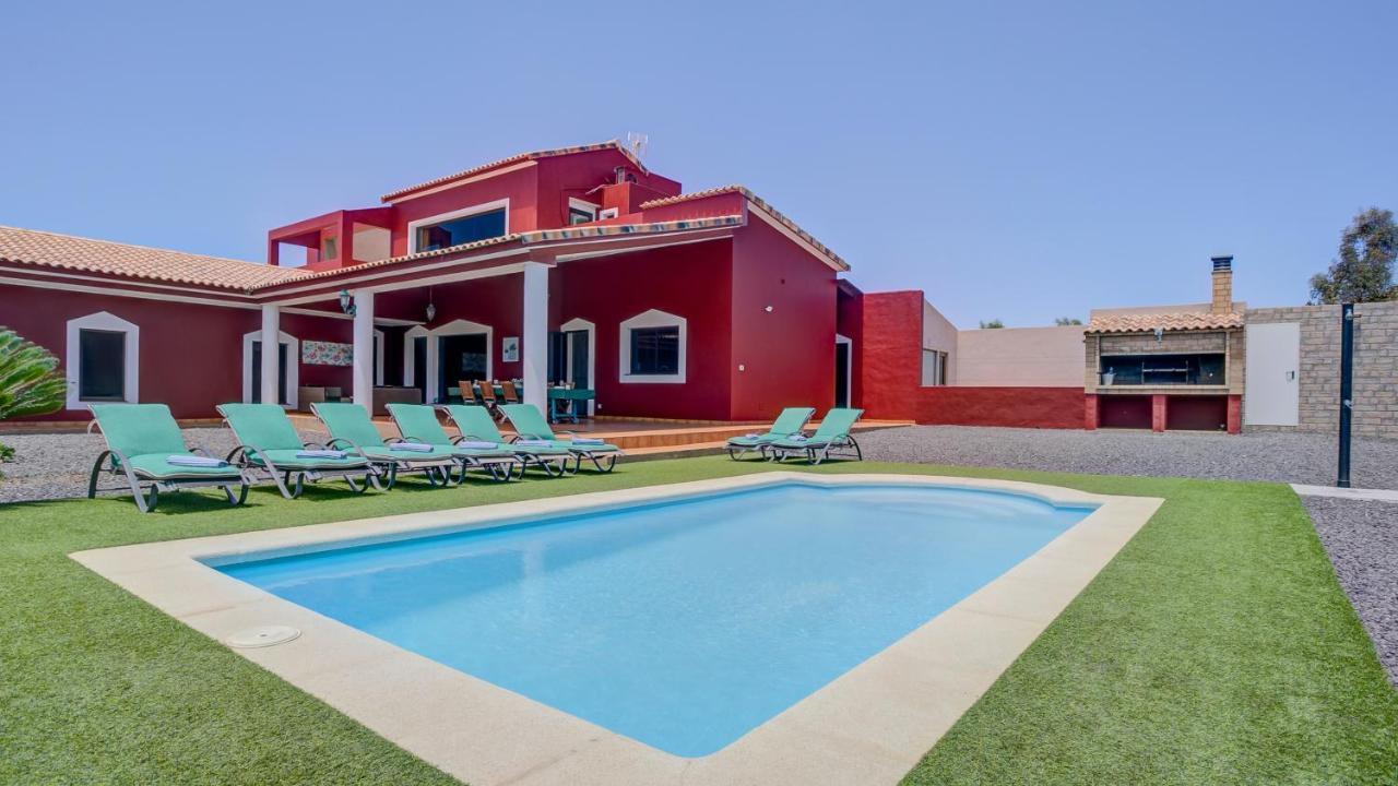 Villa De Lujo Con Piscina Privada Y