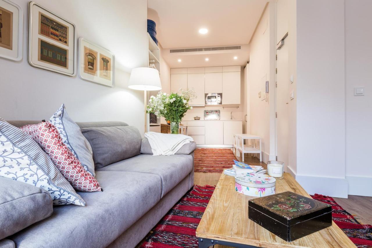 Center Apartment *