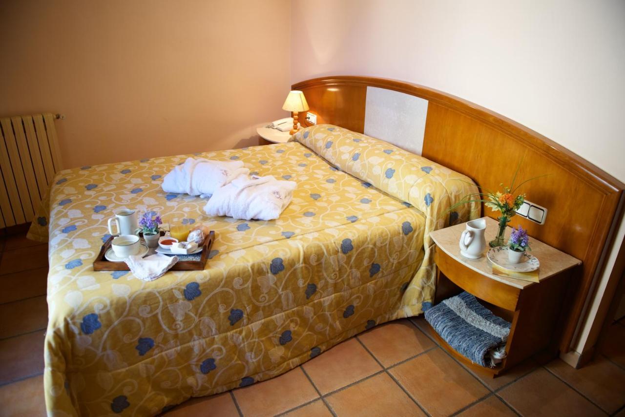 Rural Jaumet 2* Tora de Riubregos