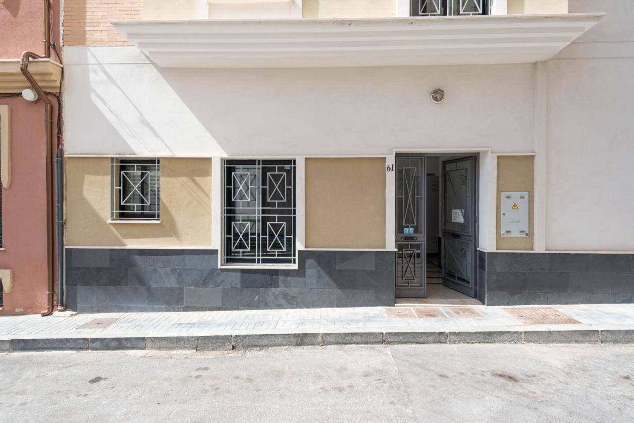 Mabb-quiet With Private Patio Walking Distance To Downtown Apartamento
