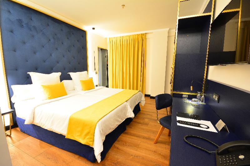 Hotel Design Bex 4*