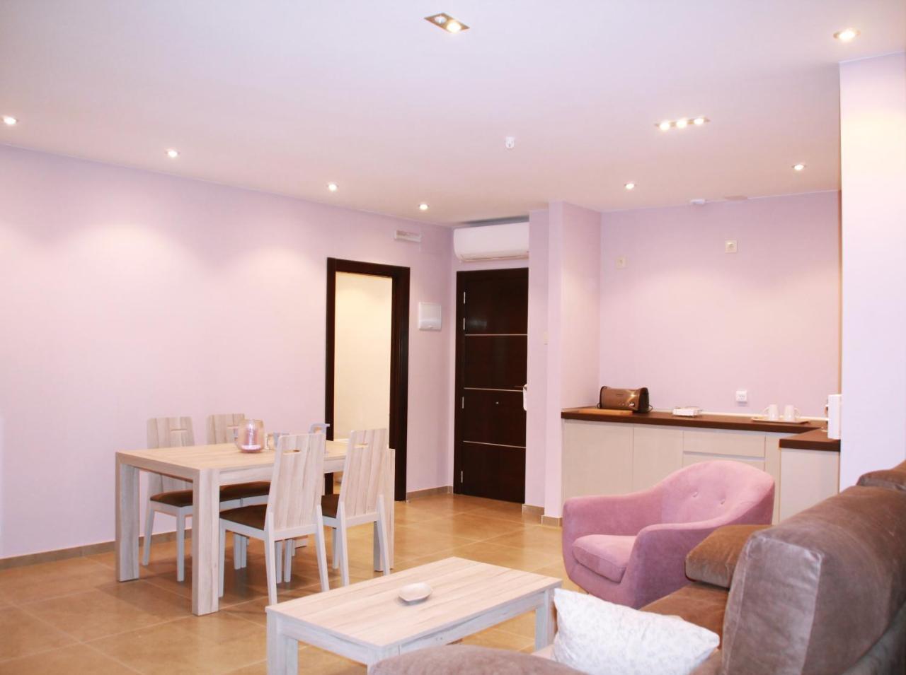 Estudios Doña Manuela Apartamento *