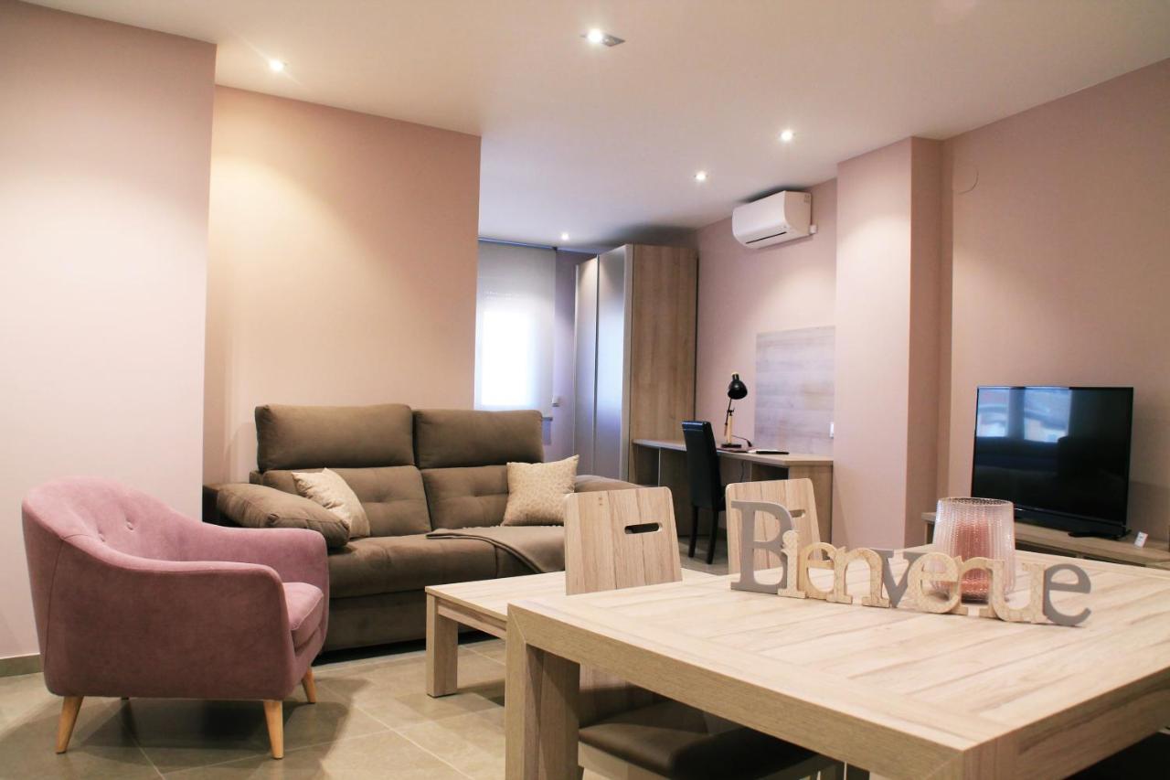 Estudios Doña Manuela Apartamento *