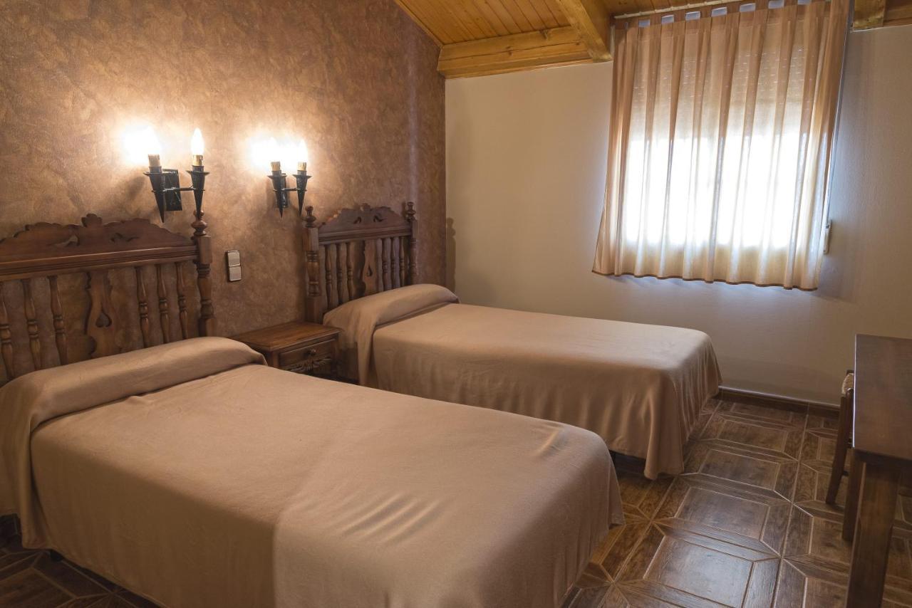 Hotel-restaurante La Sima Castillo de Garcimunoz