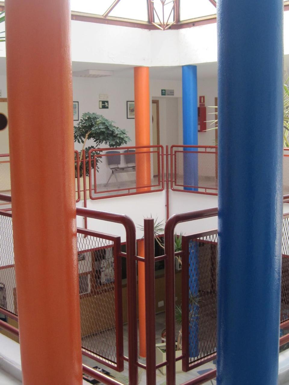 Inturjoven Hostel *