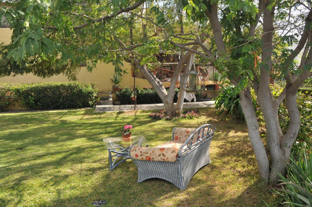 Casa Del Abuelo *
