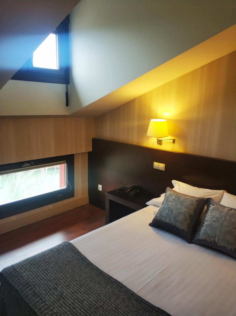 Hotel Puerta Del Arco