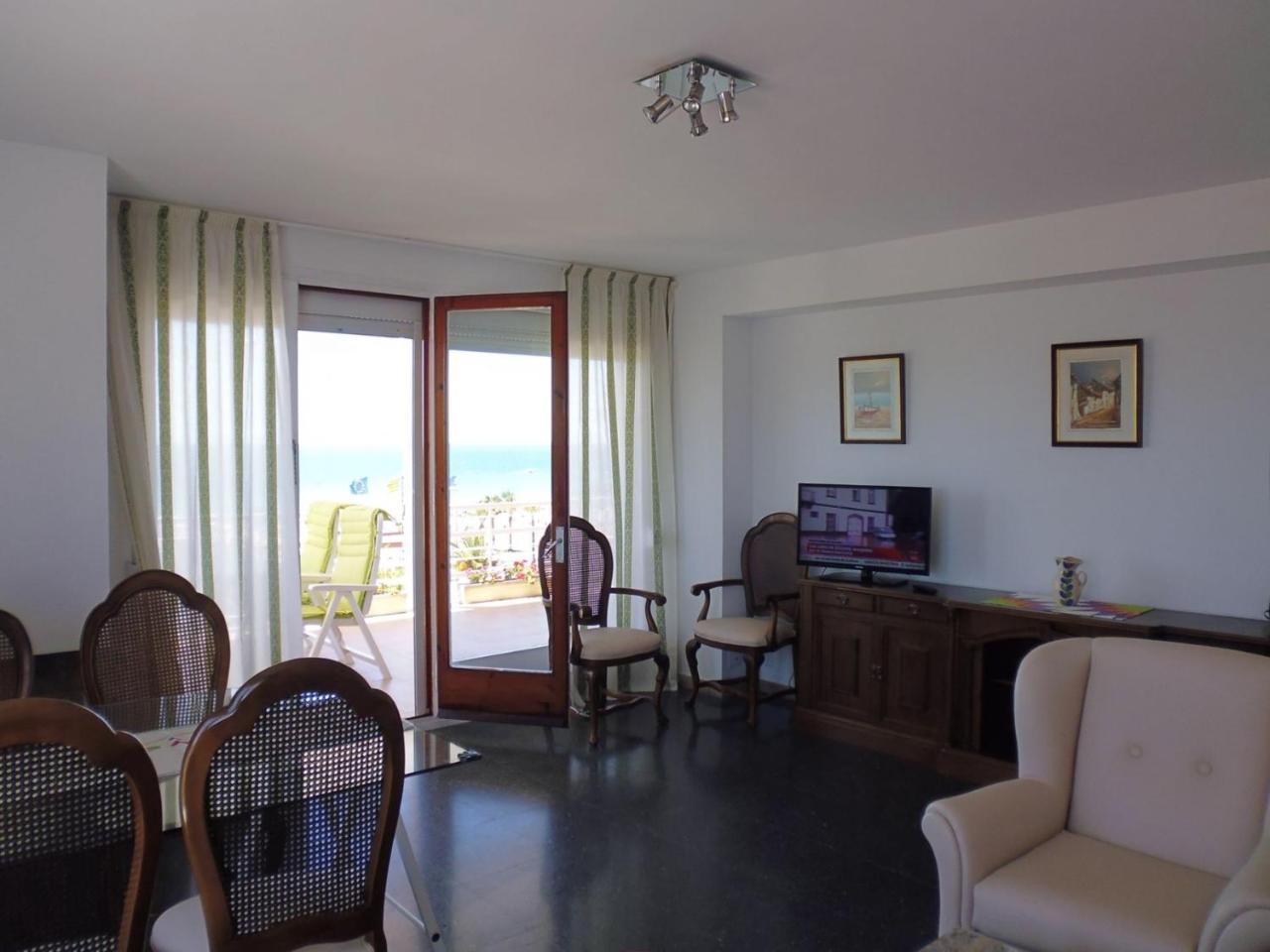 Apartamento Zeus Alexis Frontal *
