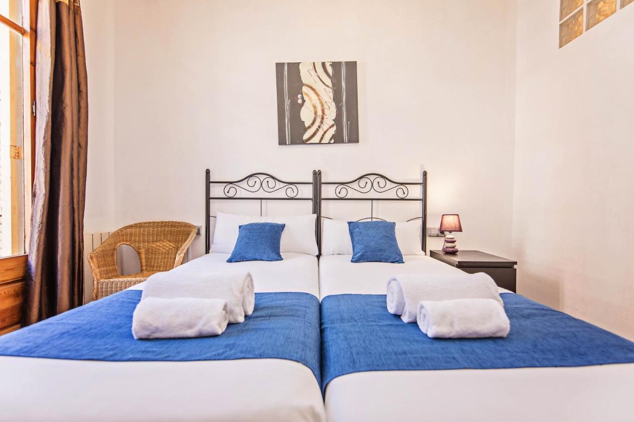 Sweet - Joan Miro Apartment