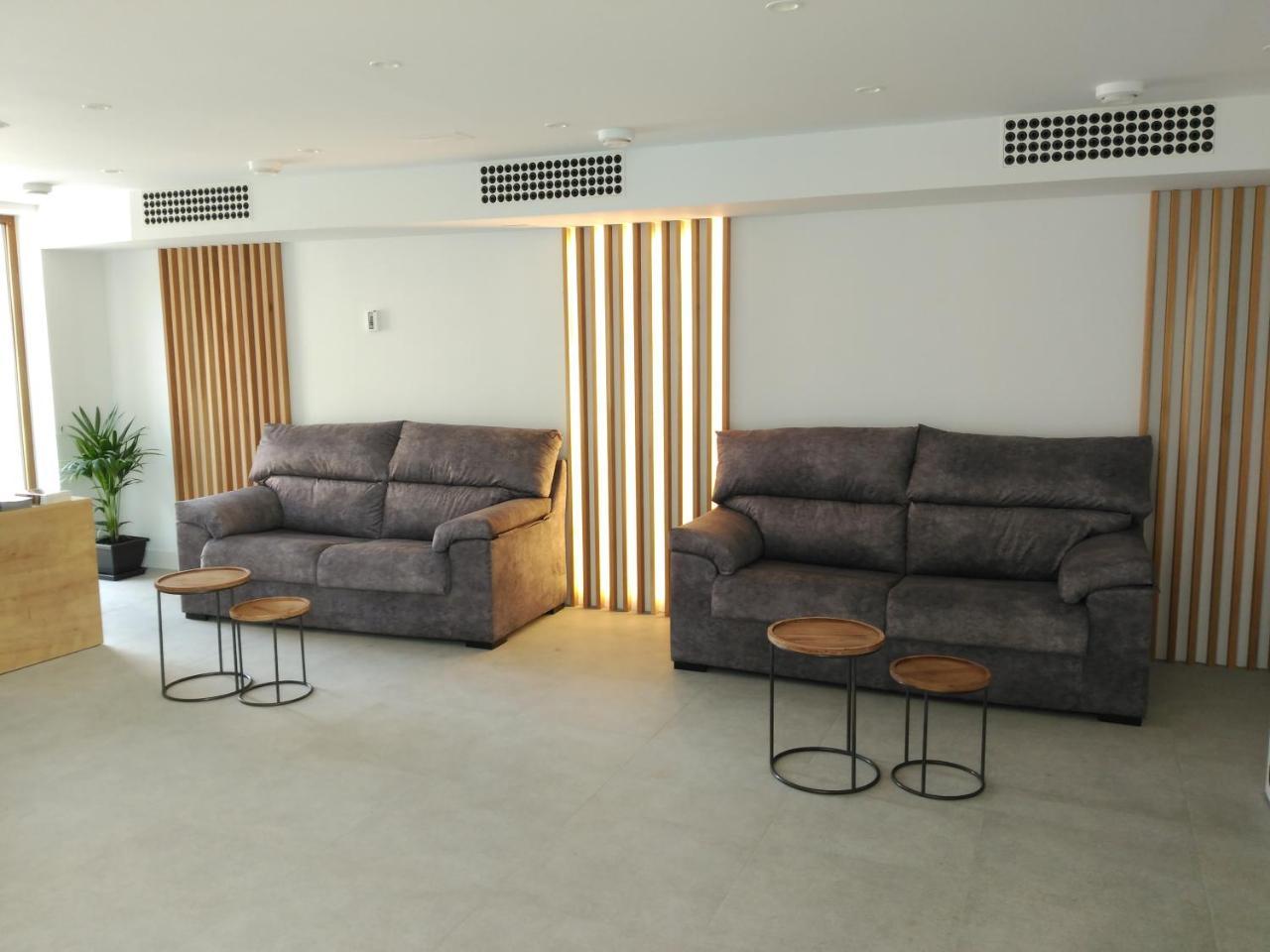 Entrerailes Hotel 2*