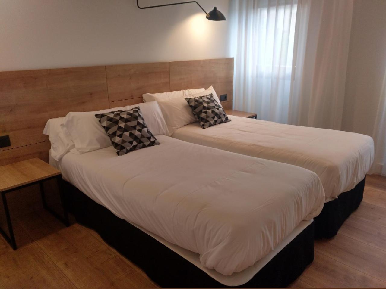 Entrerailes Hotel 2*