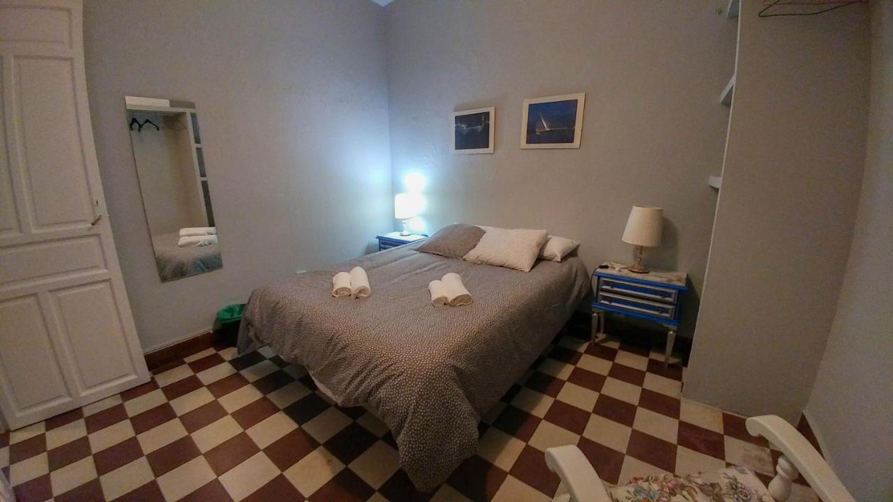 Plaza De Dona Elvira 8 Apartment Seville