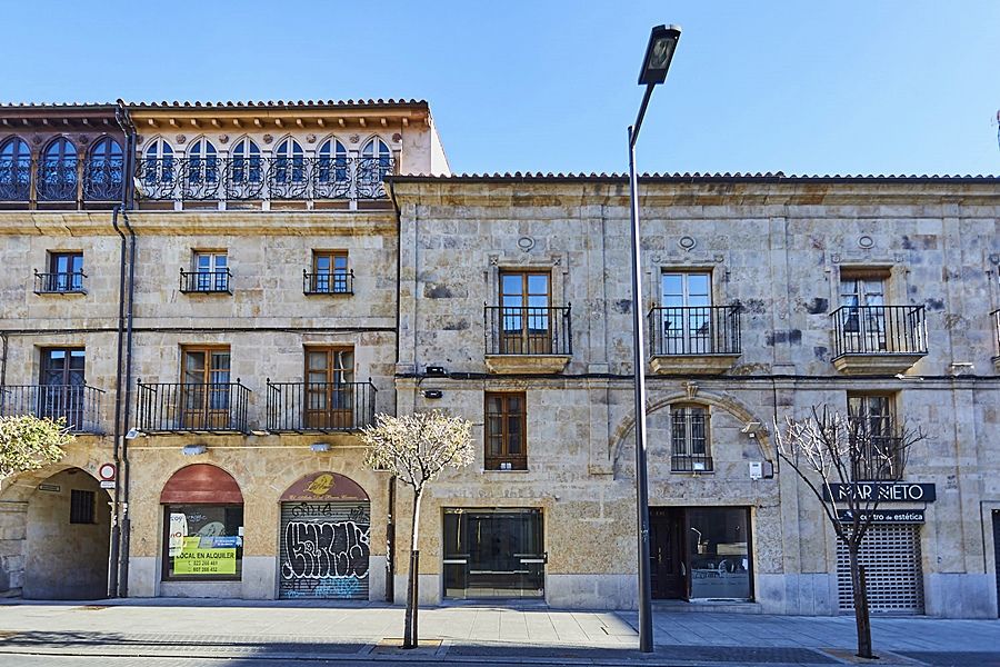 Ikonik Plaza Mercado Hotel