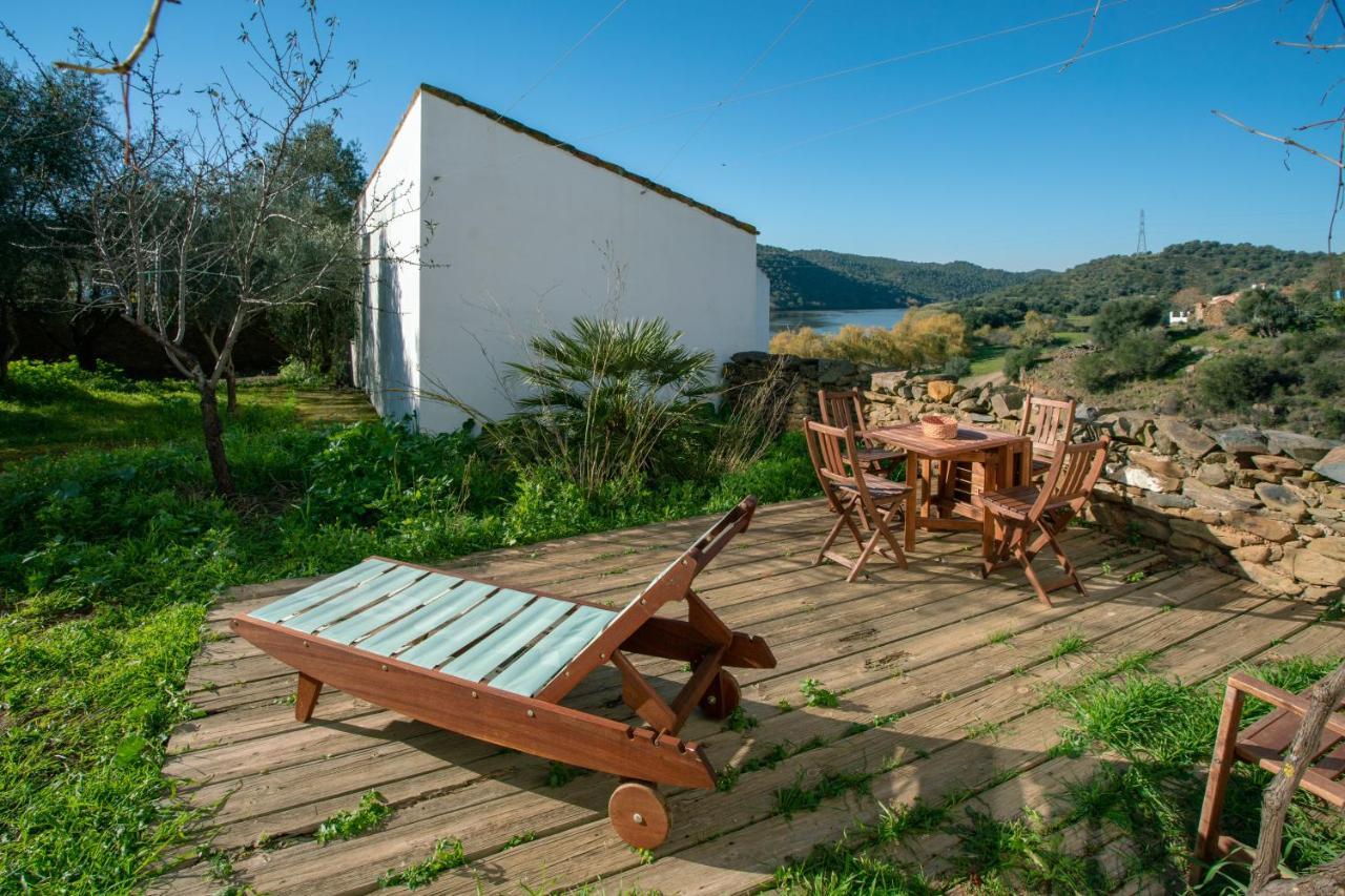 Casa De Letrinas Baja Casa rural *
