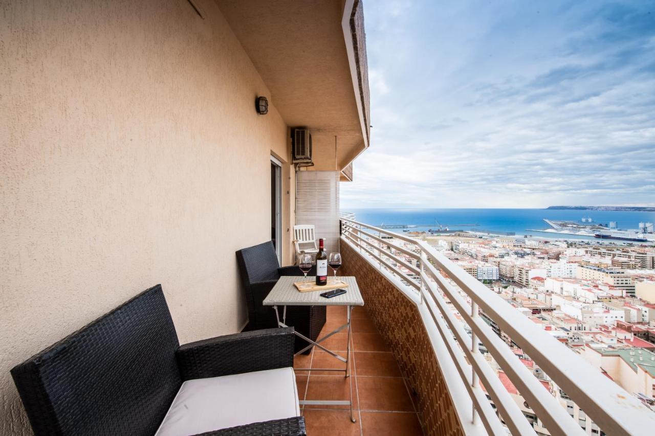 Skylights Apartment *