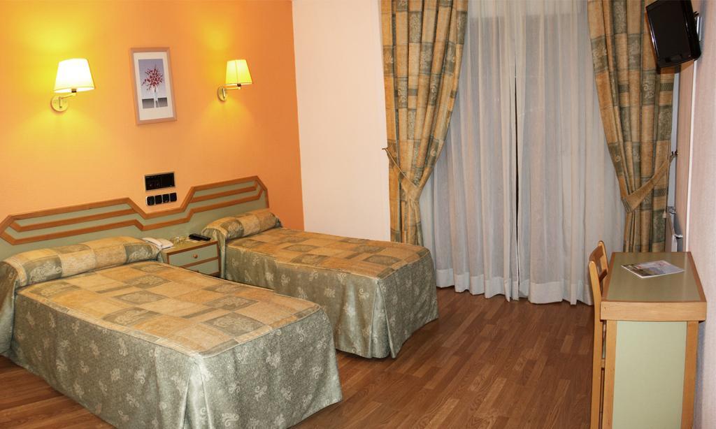 Hotel Sercotel Torres 3*