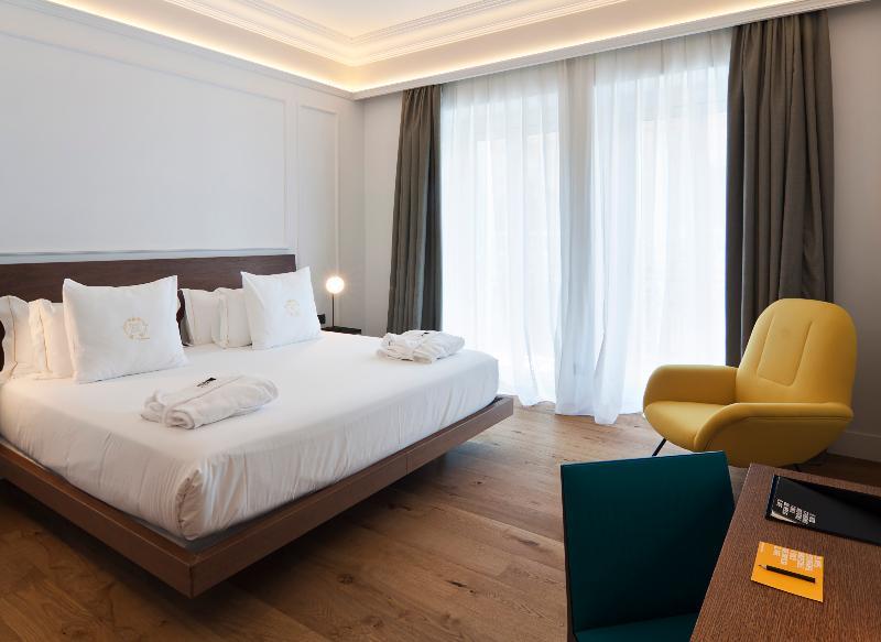 Hotel One Shot Palacio Reina Victoria 04
