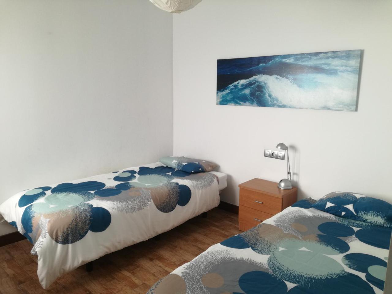 Pensión Surfhouse Famara 2*